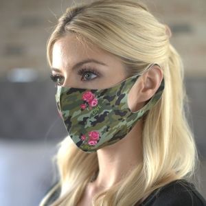 Fashion Camo Love Roses Ladies Floral Face Mask